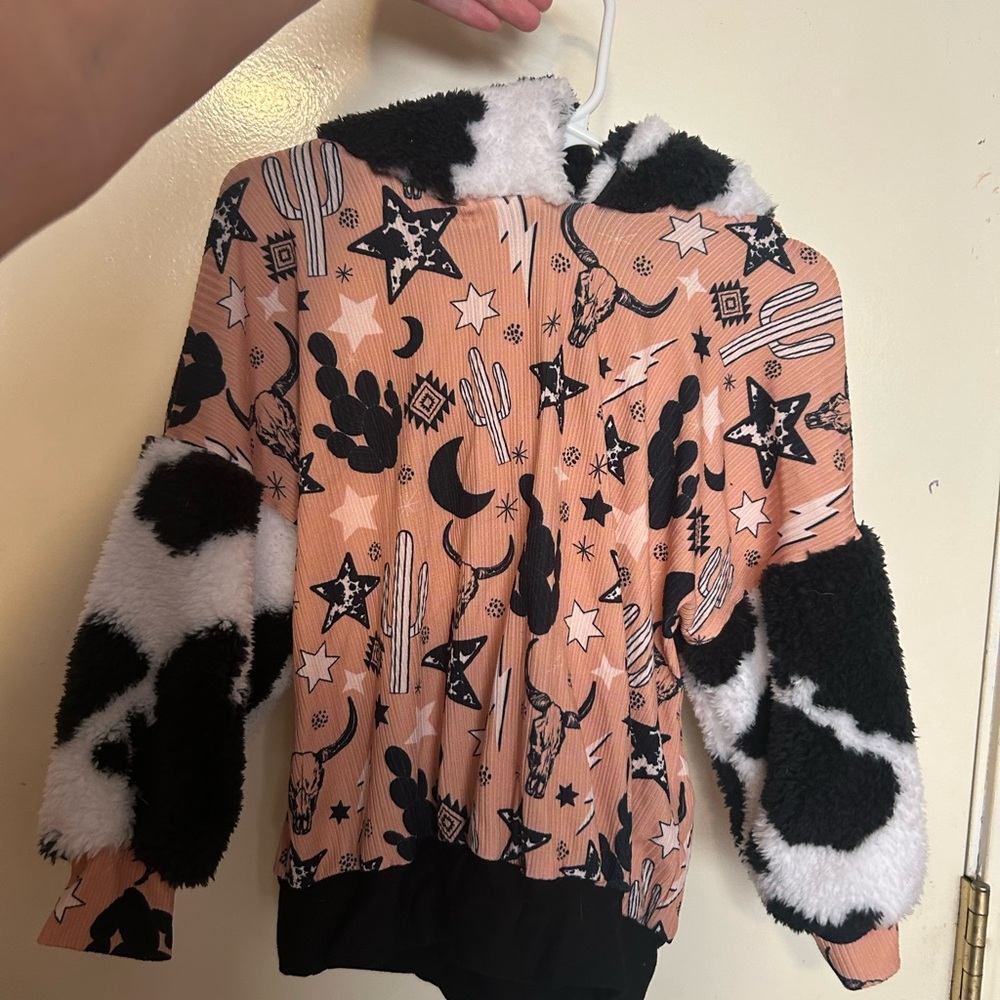 Black and White Celestial Sweatshirt with Ribbed Cuffs